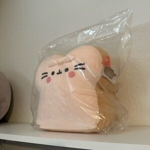 Pusheen bread loaf
